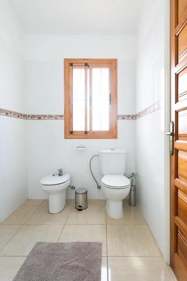 Casa Amarilla Sunny Holiday Home With Heated Pool San Miguel de Abona