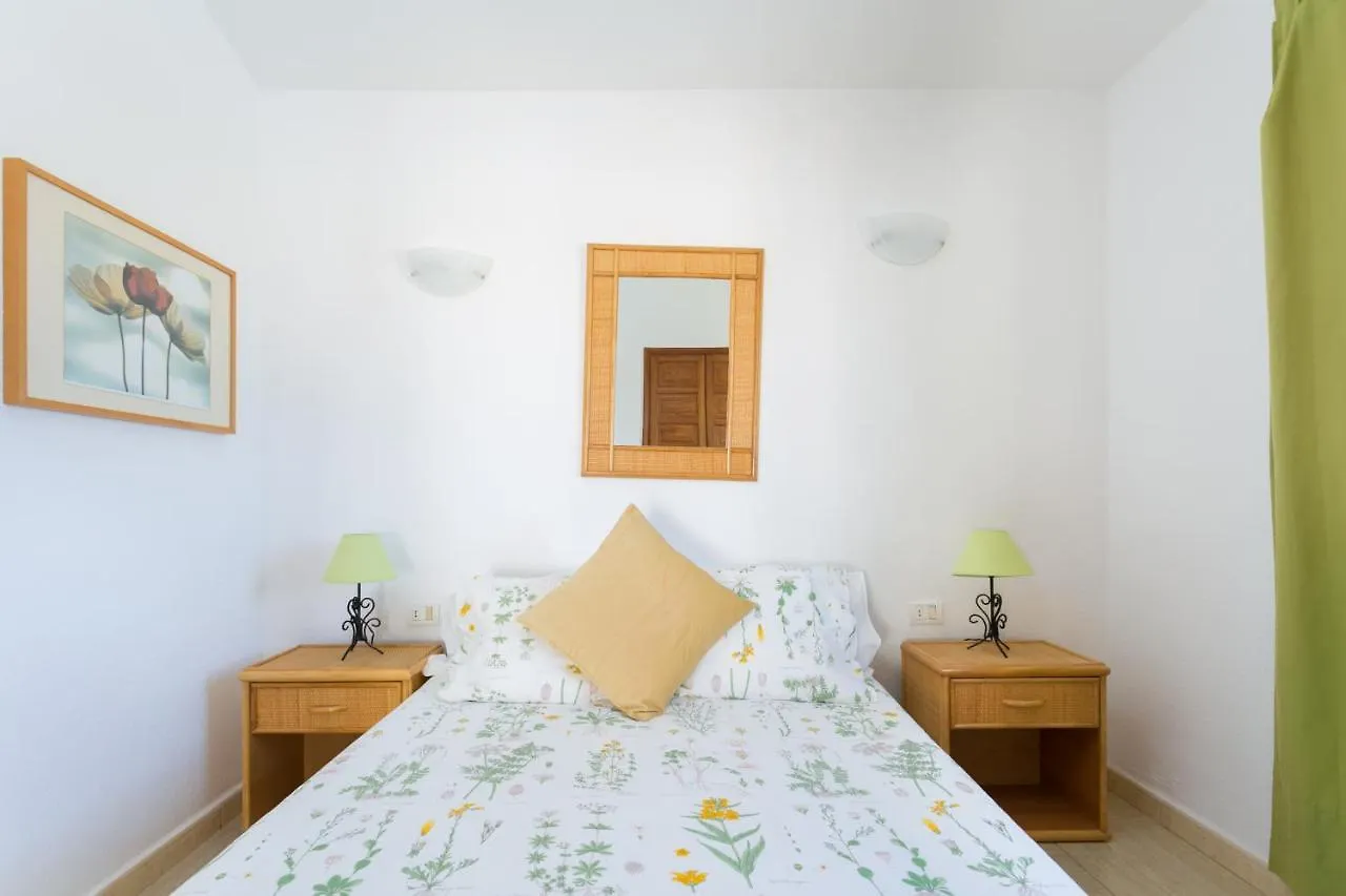 Casa Amarilla Sunny Holiday Home With Heated Pool San Miguel de Abona 0*,